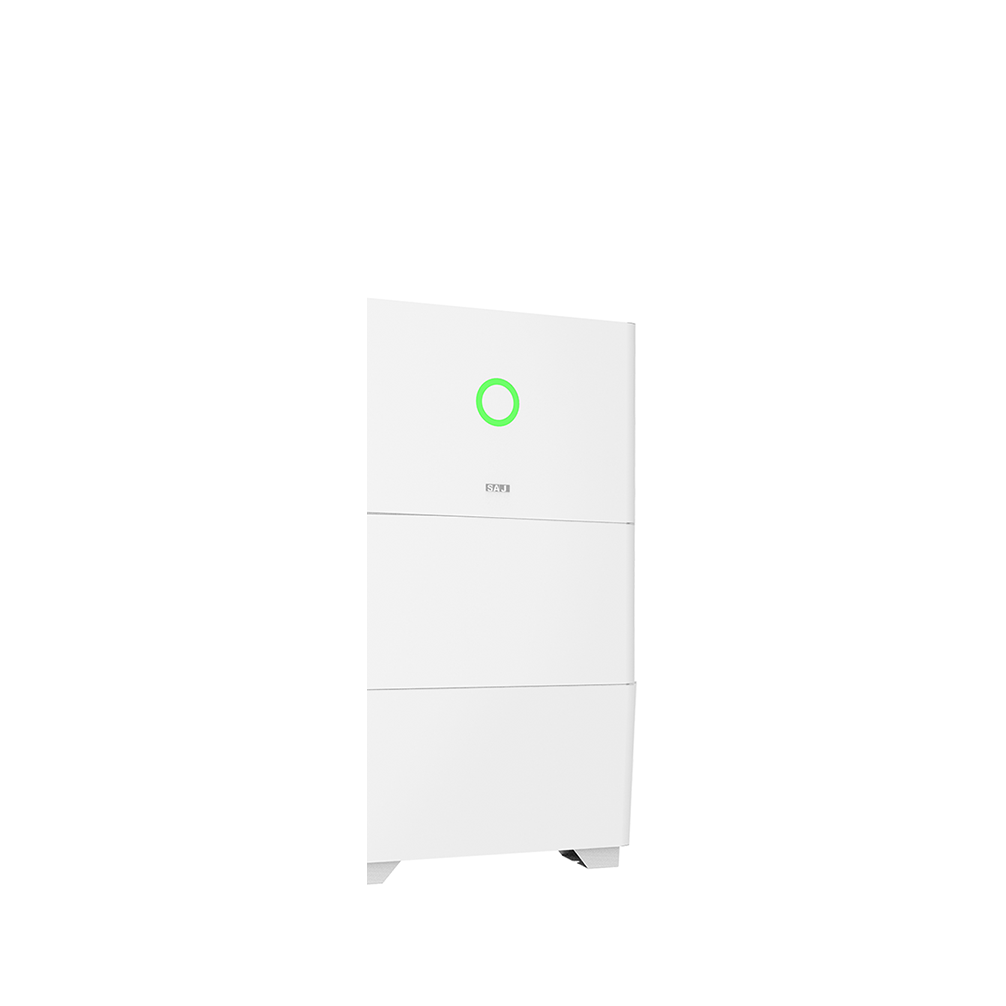 SAJ HS3 med 10 kWh batterikapacitet — växelriktare och två batterimoduler